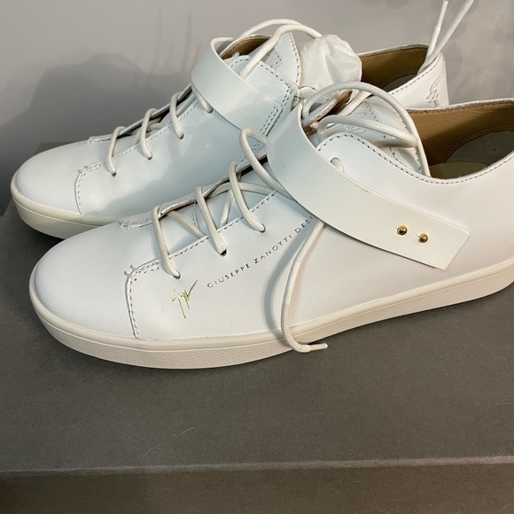 Giuseppe white stud strap sneakers SIZE 40 - Picture 2 of 9